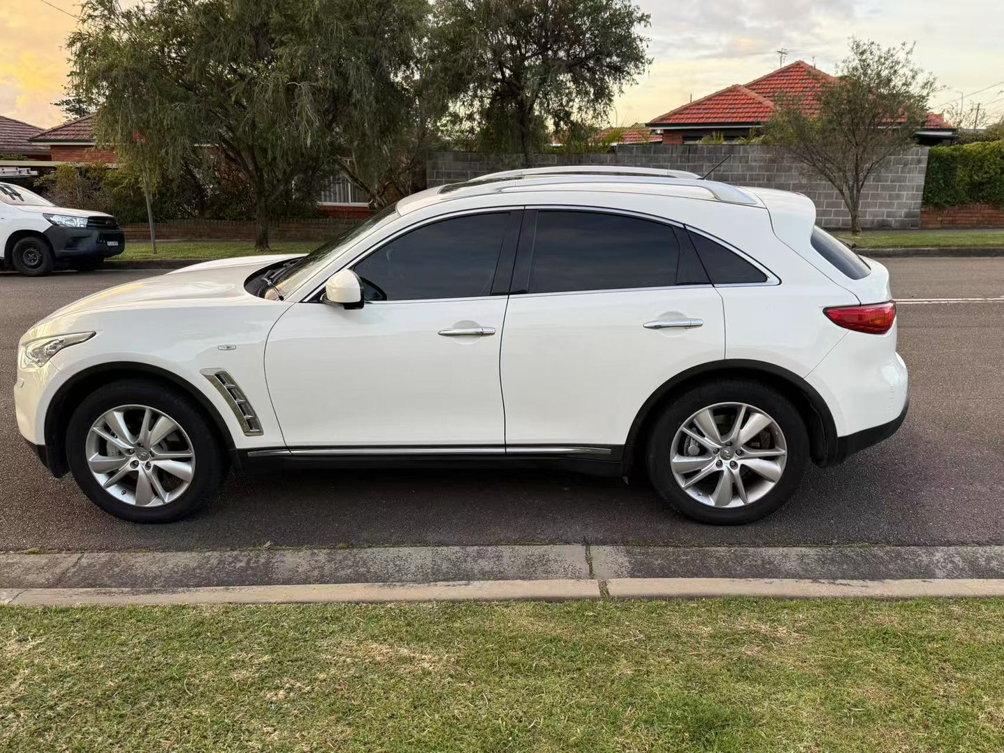 2015 Infiniti QX70