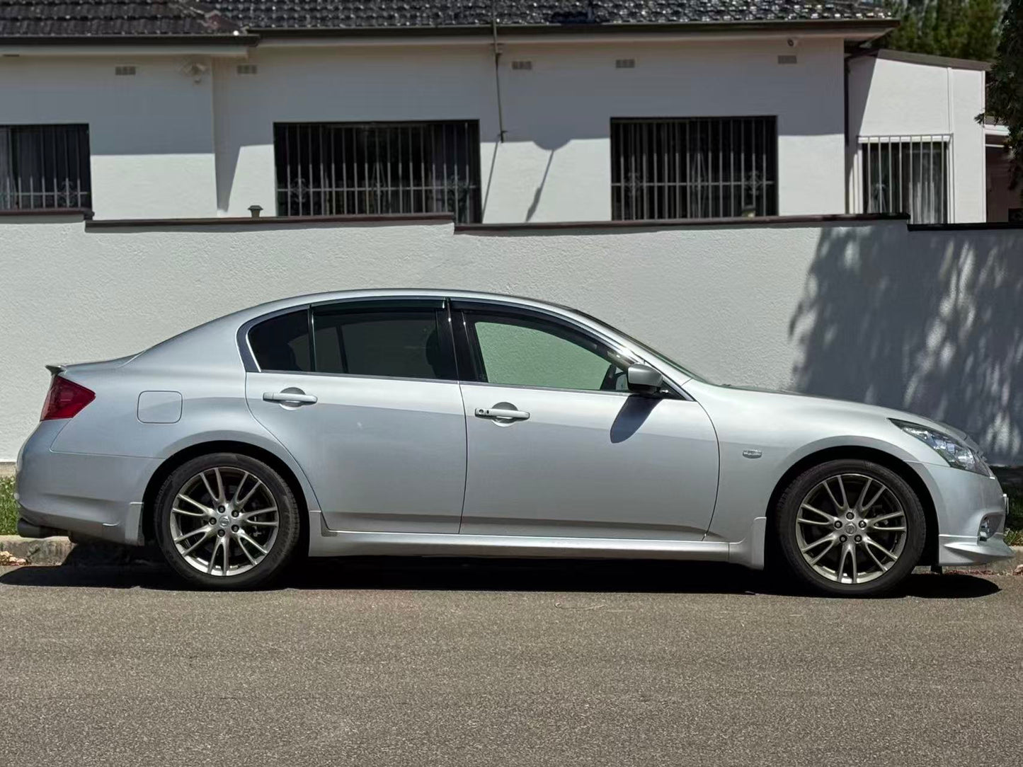 2011 Nissan Skyline 370GT
