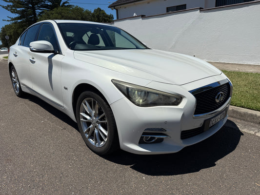 2015 Infiniti Q50