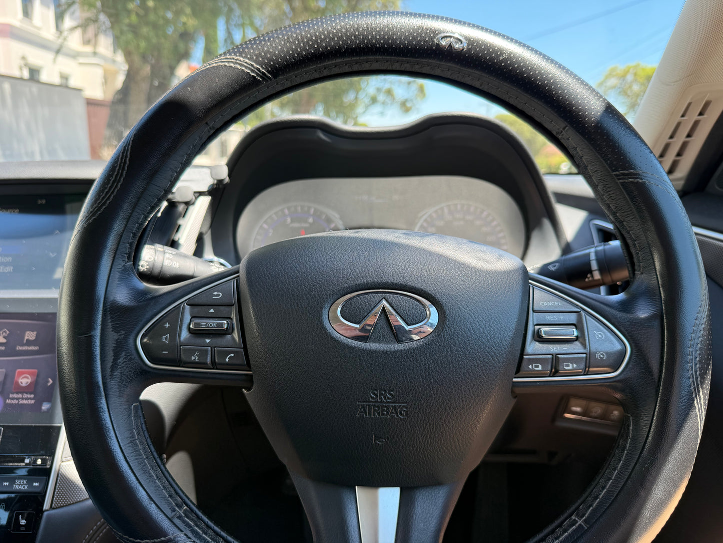 2015 Infiniti Q50