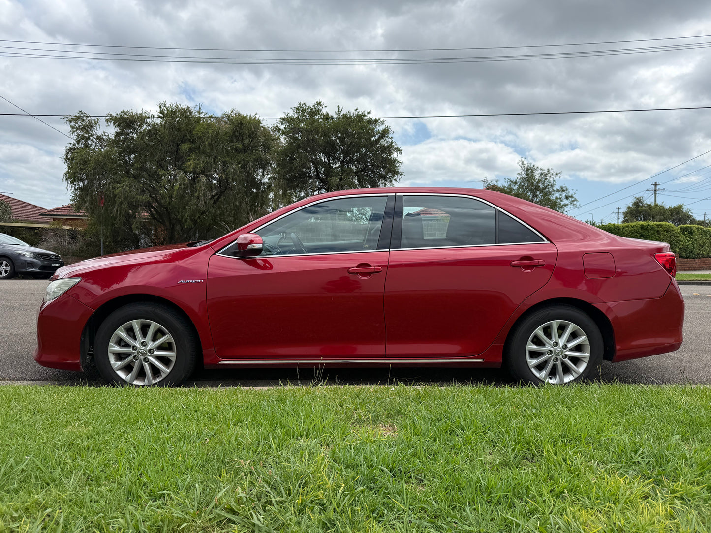 2012 Toyota aurion