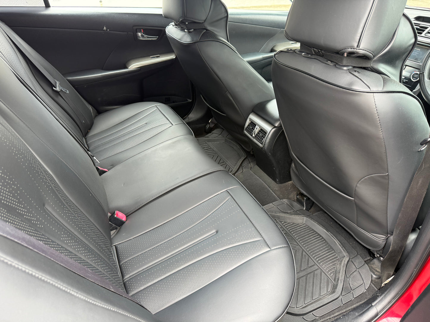 2012 Toyota aurion