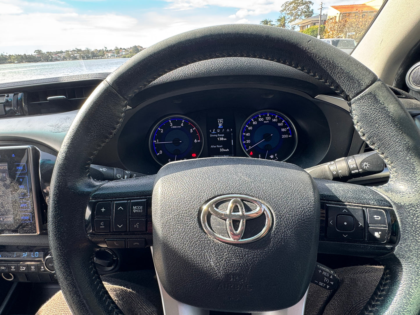 2015 丰田 Hilux SR5